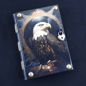 Caderno costurado com capa em madeira Águia