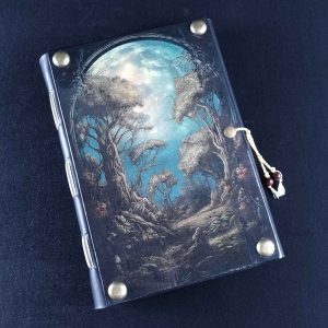 Caderno costurado com capa em madeira Portal