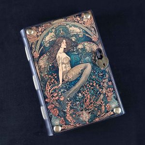 Caderno costurado com capa em madeira Sereia 01