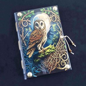 Caderno costurado com capa em madeira Coruja 02